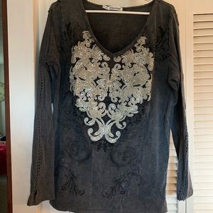 SZ 16-18 (SZ 1) Maurices Embellished Top EUC